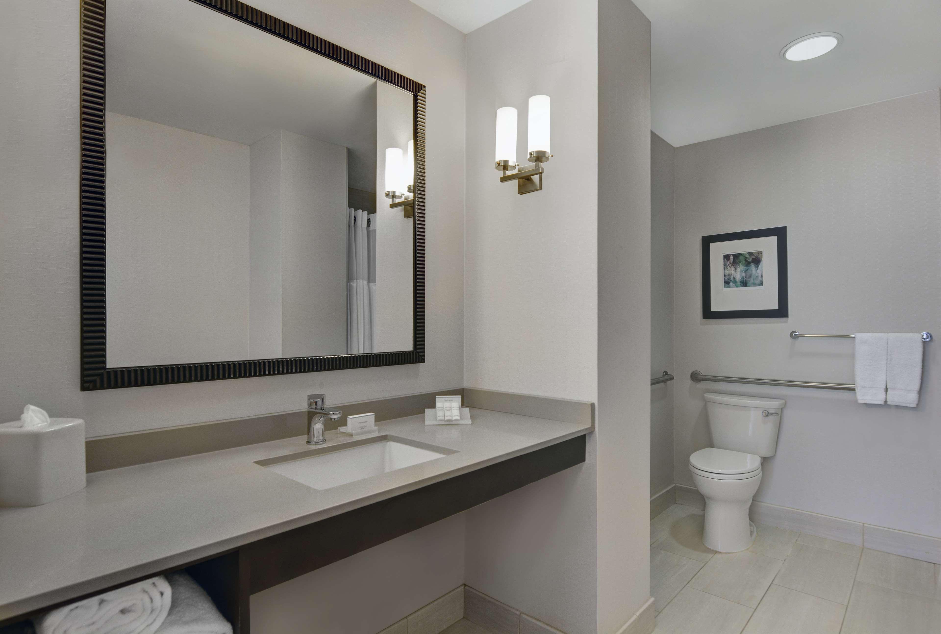 Hilton Garden Inn Chicago Downtown/Magnificent Mile Ngoại thất bức ảnh