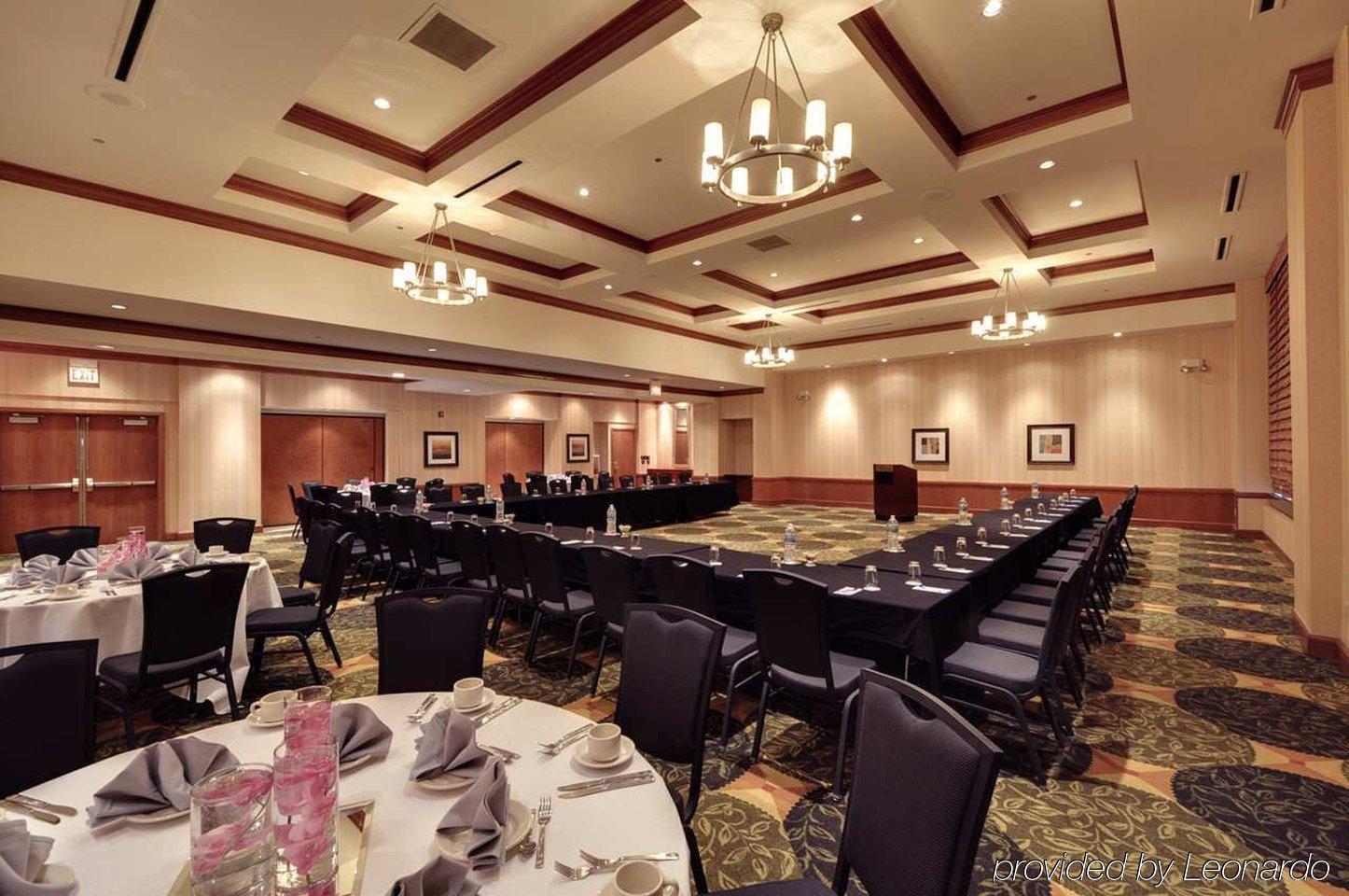 Hilton Garden Inn Chicago Downtown/Magnificent Mile Kinh doanh bức ảnh